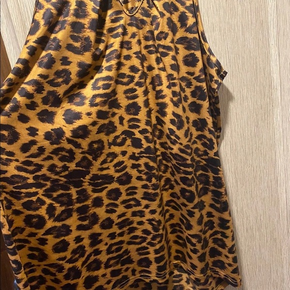 Women’s leopard top - Picture 3 of 4
